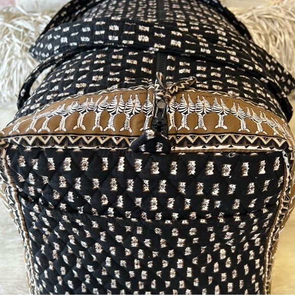 Vintage VERA BRADLEY Zebras 2001 XL Duffle Bag Black Brown Cream Travel Quilted - Picture 5 of 14